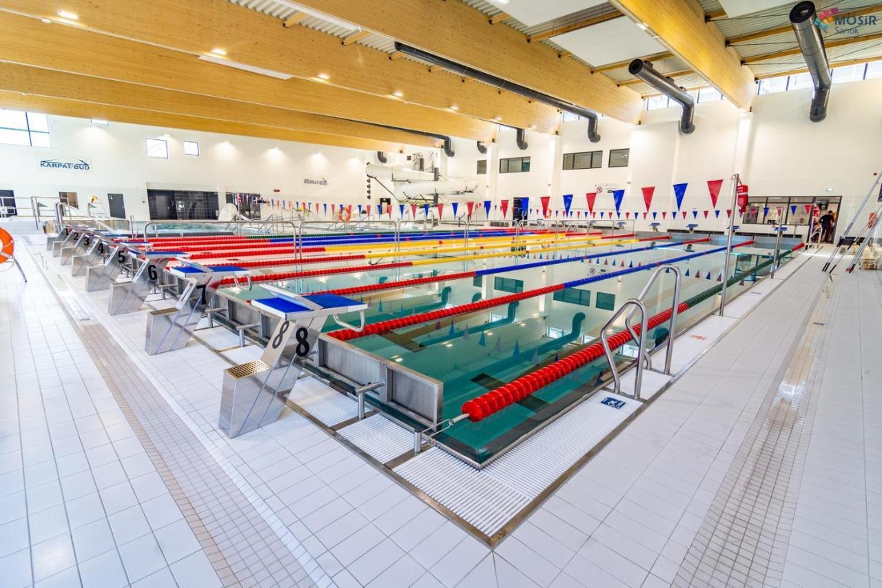 Hotel Dom Sportowca Błonie - MOSiR Sanok Zewnętrze zdjęcie