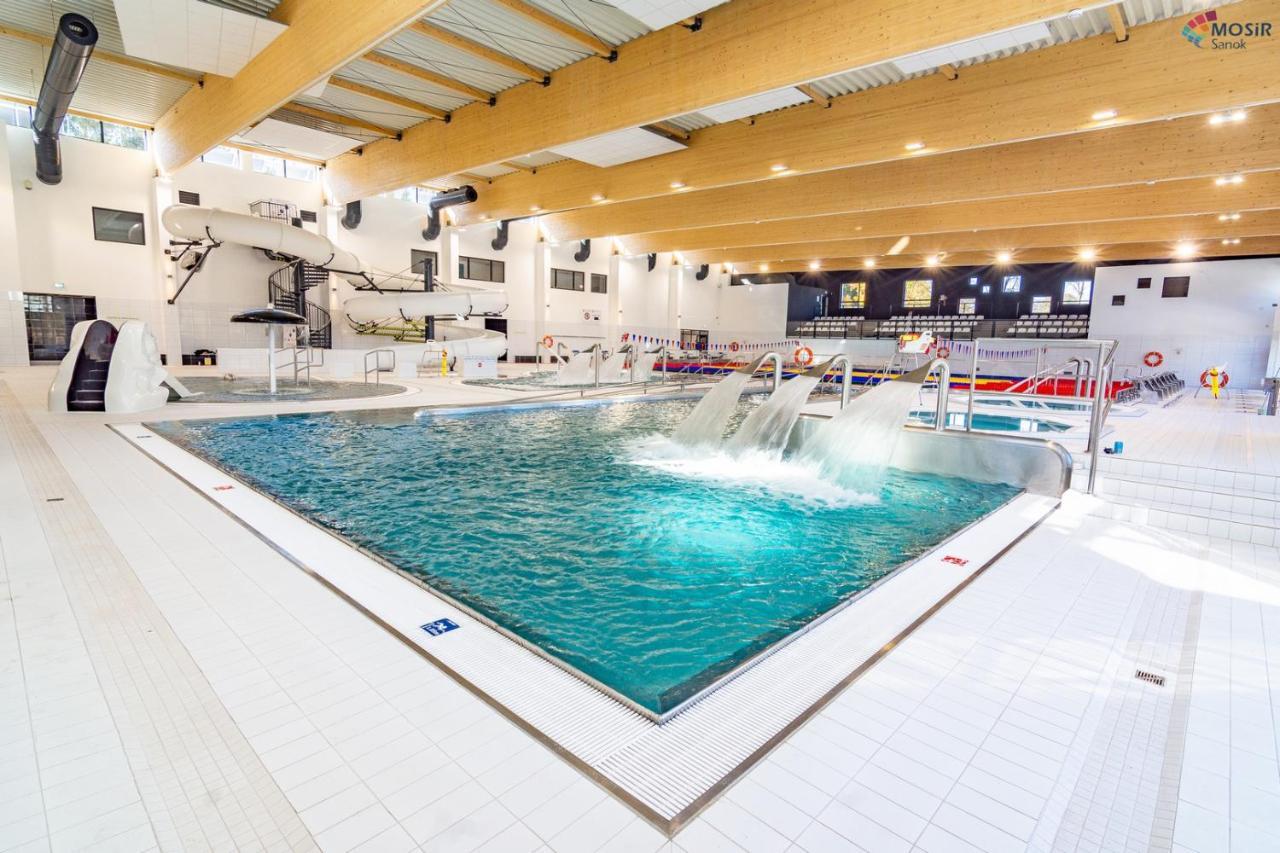 Hotel Dom Sportowca Błonie - MOSiR Sanok Zewnętrze zdjęcie